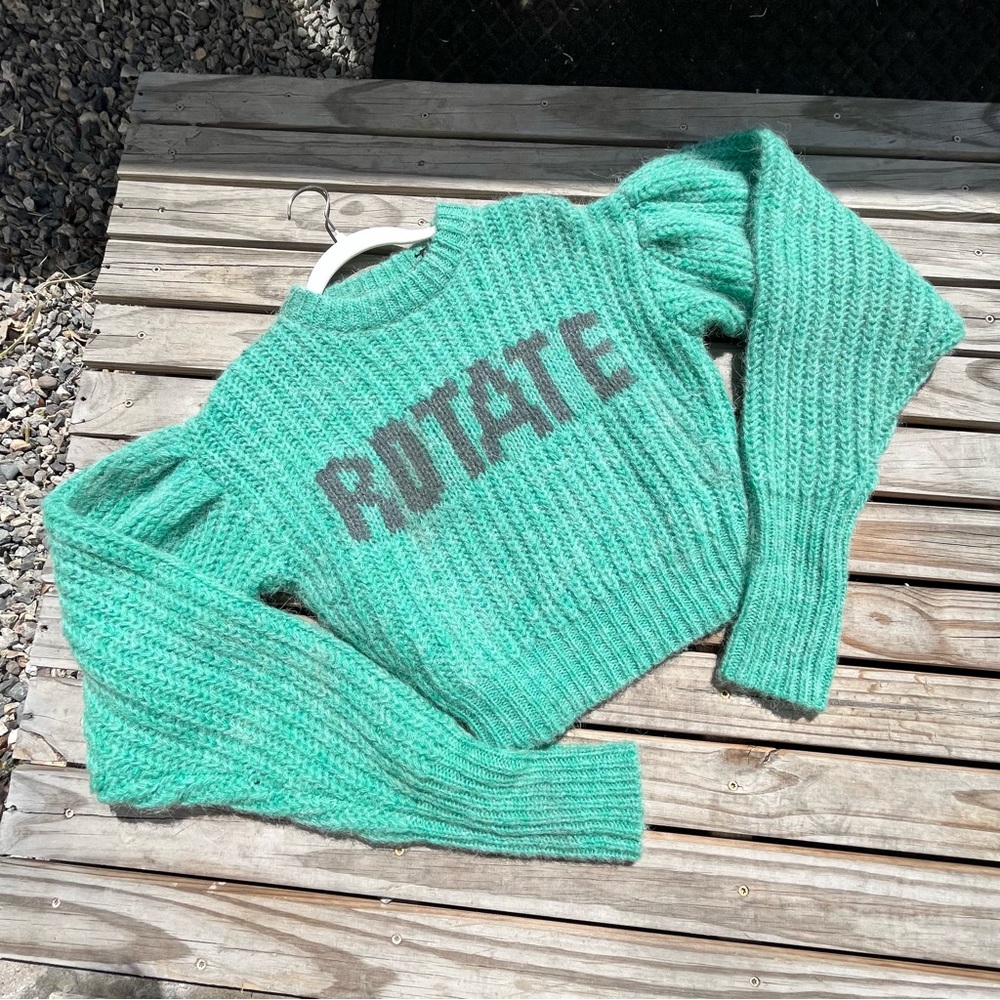ROTATE Birger Christensen trendy crop logo knit sweater in green 🥰 NWT